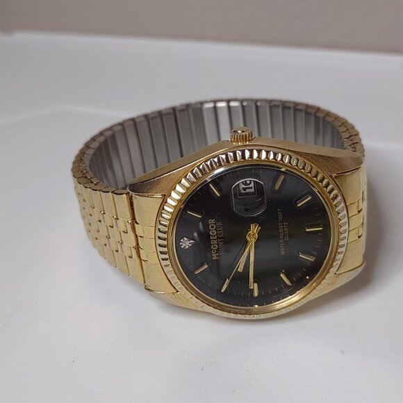 Very Cool 7 Inch Gold Tone McGregor Hunt Club Watch With Black Dial - Picture 5 of 14